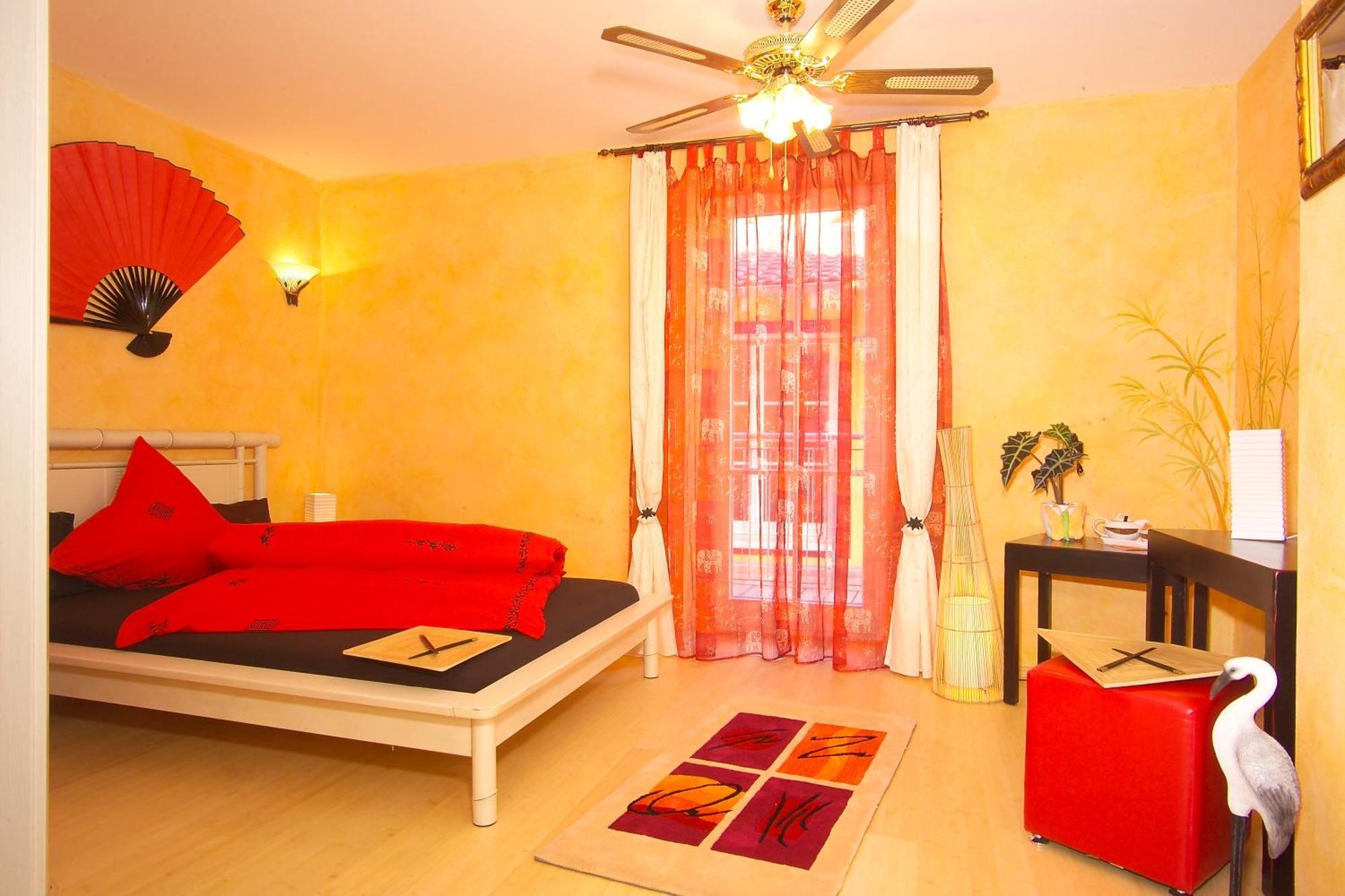 Cleo'S Hotel カルシュタット 部屋 写真
